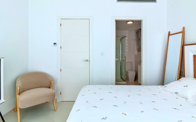 Reventa - Villa - Pilar de la Horadada - Pueblo Latino