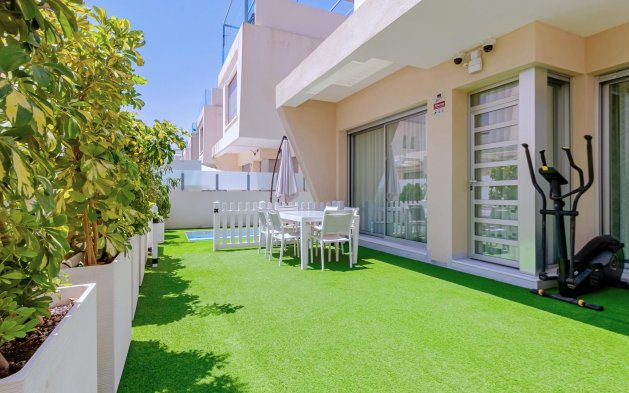 Reventa - Villa - Pilar de la Horadada - Pueblo Latino