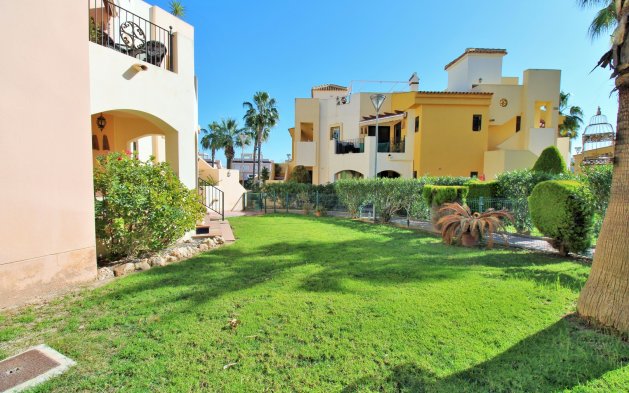 Odsprzedaż - Mieszkanie w bloku - Torrevieja - Punta Prima