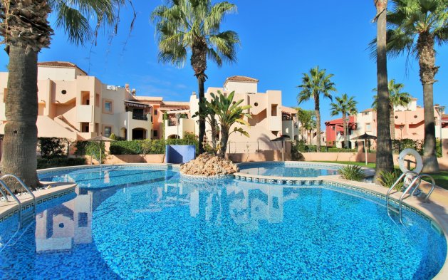 Odsprzedaż - Mieszkanie w bloku - Torrevieja - Punta Prima