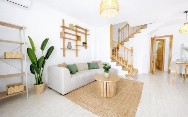 Resale - Townhouse - Orihuela Costa - Campoamor