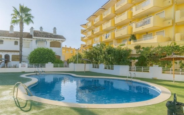 Resale - Townhouse - Orihuela Costa - Campoamor