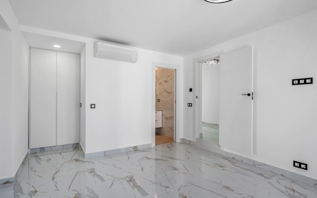 Resale - Villa - Rojales