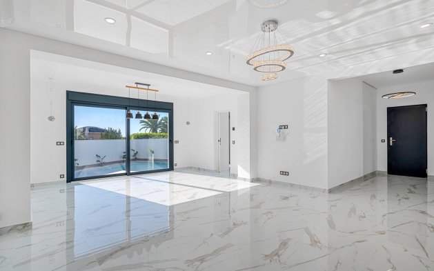 Resale - Villa - Rojales