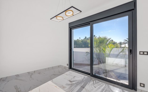 Resale - Villa - Rojales