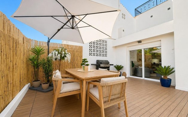 Resale - Villa - Orihuela Costa - Punta Prima