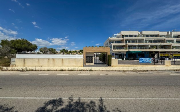 Resale - Apartment / flat - Orihuela Costa - Villamartín