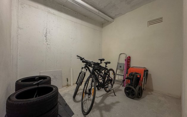 Resale - Apartment / flat - Orihuela Costa - Villamartín