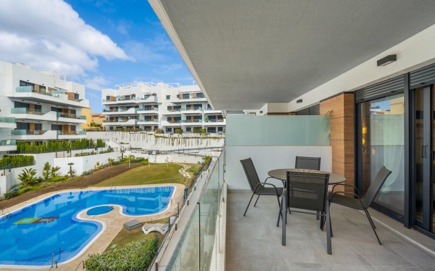 Resale - Apartment / flat - Orihuela Costa - Villamartín
