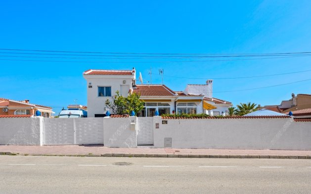 Videresalg - Villa - Rojales