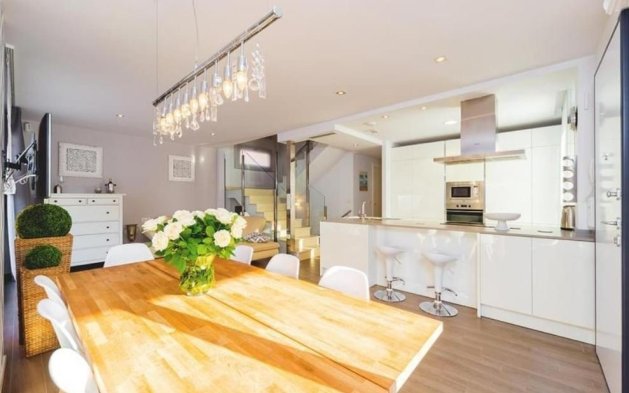 Resale - Villa - Torrevieja