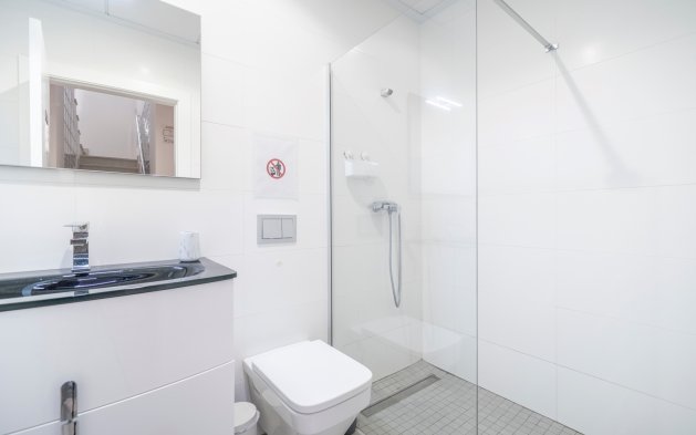 Resale - Villa - Torrevieja