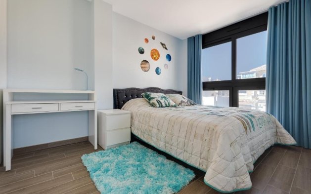 Resale - Villa - Torrevieja