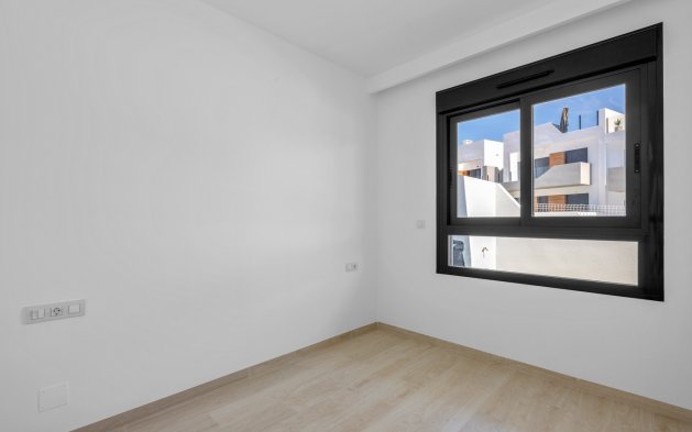 Resale - Apartment / flat - San Miguel de Salinas