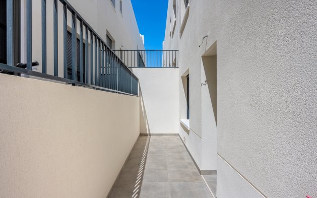 Resale - Apartment / flat - San Miguel de Salinas