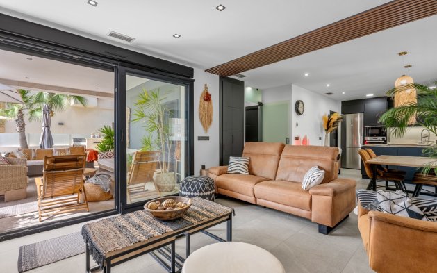Reventa - Villa - Benijofar