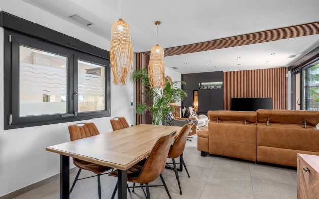 Reventa - Villa - Benijofar