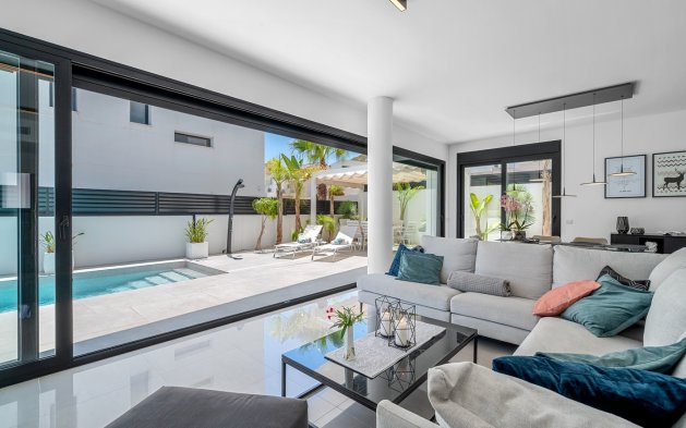 Reventa - Villa - Guardamar del Segura