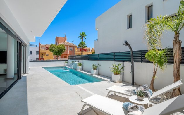 Reventa - Villa - Guardamar del Segura