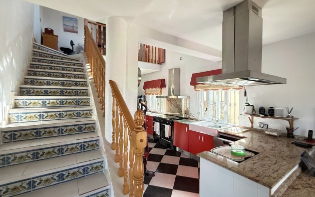 Resale - Villa - Orihuela Costa - Villamartín
