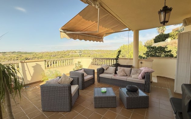 Resale - Villa - Orihuela Costa - Villamartín