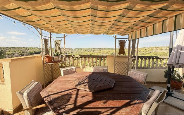 Resale - Villa - Orihuela Costa - Villamartín