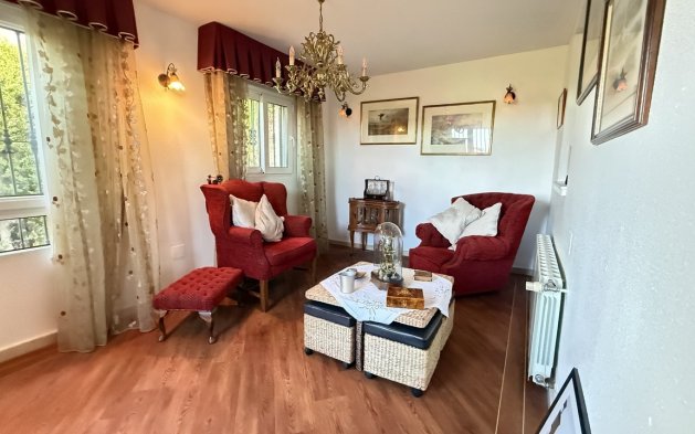 Resale - Villa - Orihuela Costa - Villamartín