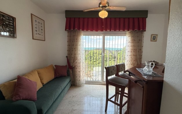 Resale - Villa - Orihuela Costa - Villamartín