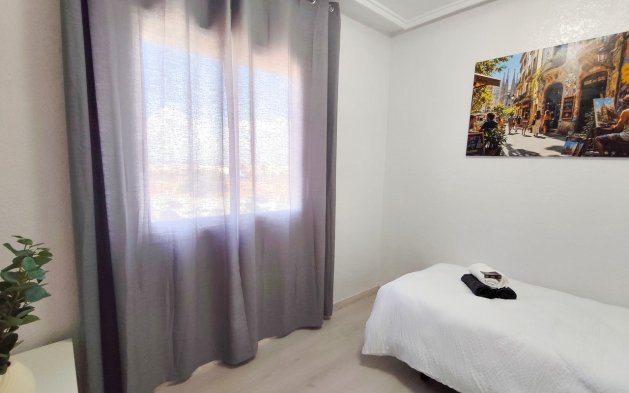 Resale - Apartment / flat - Torrevieja