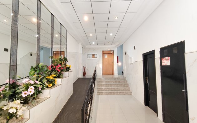 Resale - Apartment / flat - Torrevieja