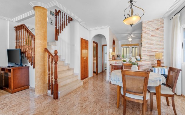 Resale - Villa - Guardamar del Segura