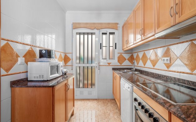 Resale - Villa - Guardamar del Segura