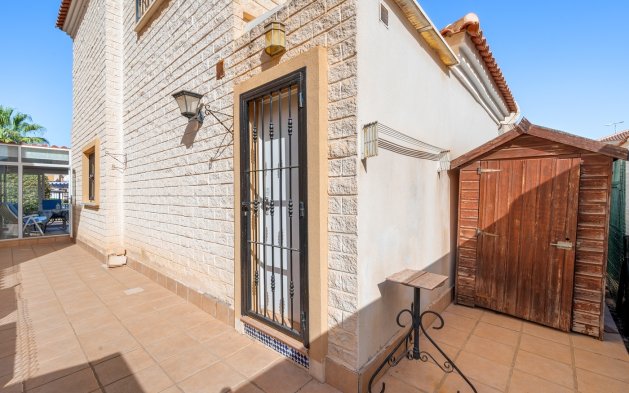 Resale - Villa - Guardamar del Segura