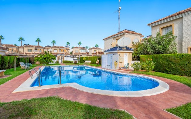 Resale - Villa - Guardamar del Segura