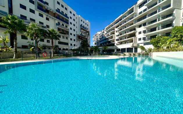 Resale - Apartment / flat - Orihuela Costa - Campoamor