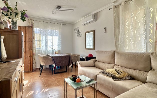 Perpardavimas - Vila - Orihuela Costa - Los Altos