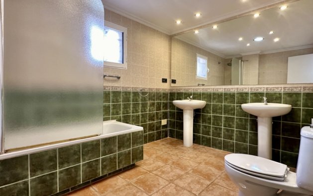 Perpardavimas - Vila - Orihuela Costa - Villamartín