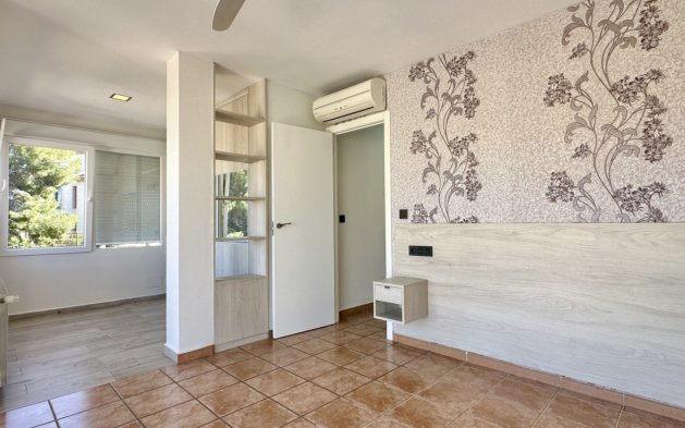 Perpardavimas - Vila - Orihuela Costa - Villamartín