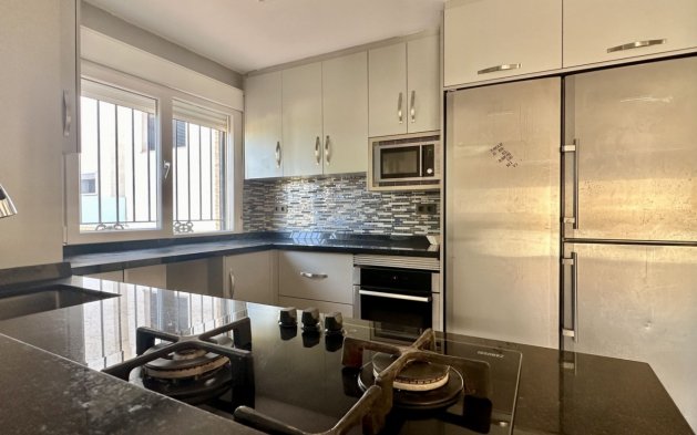 Perpardavimas - Vila - Orihuela Costa - Villamartín