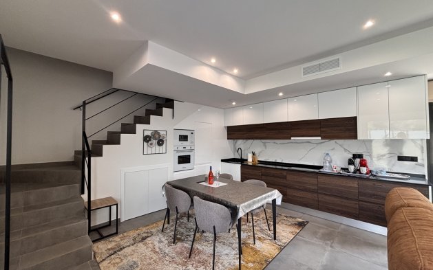 Perpardavimas - Vila - Orihuela Costa - Villamartín