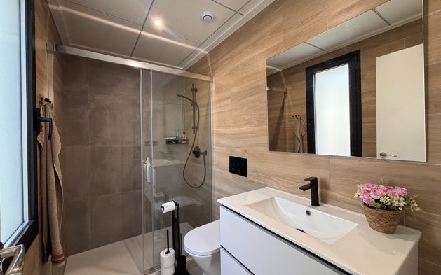 Perpardavimas - Vila - Orihuela Costa - Villamartín