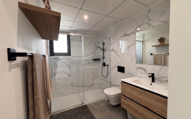 Perpardavimas - Vila - Orihuela Costa - Villamartín