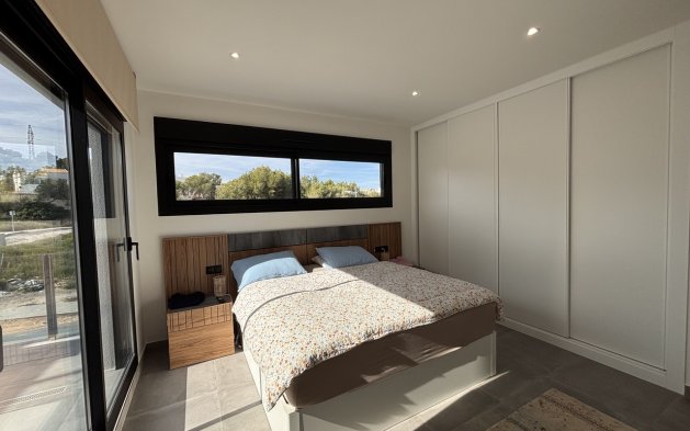 Perpardavimas - Vila - Orihuela Costa - Villamartín