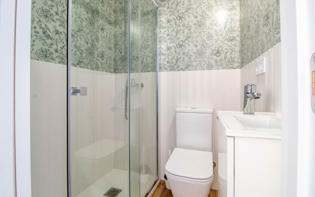 Resale - Apartment / flat - Torrevieja - El Acequión - Los Náufragos