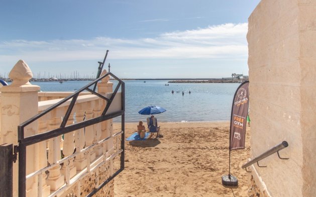 Resale - Apartment / flat - Torrevieja - El Acequión - Los Náufragos