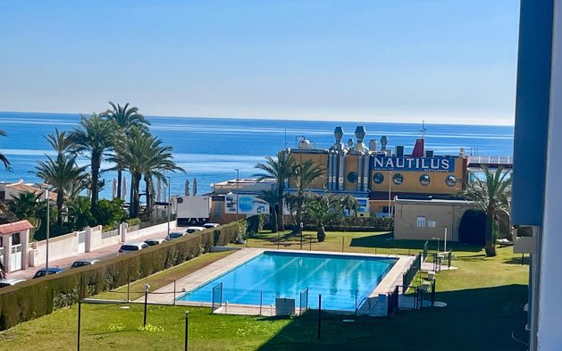 Revente - Appartement - Torrevieja - Punta Prima