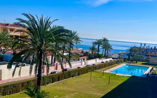 Revente - Appartement - Torrevieja - Punta Prima