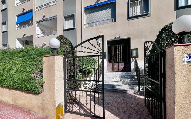 Revente - Appartement - Torrevieja - Punta Prima