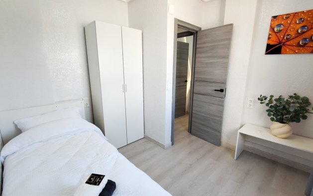 Resale - Apartment / flat - Torrevieja