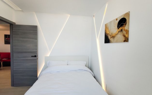 Resale - Apartment / flat - Torrevieja